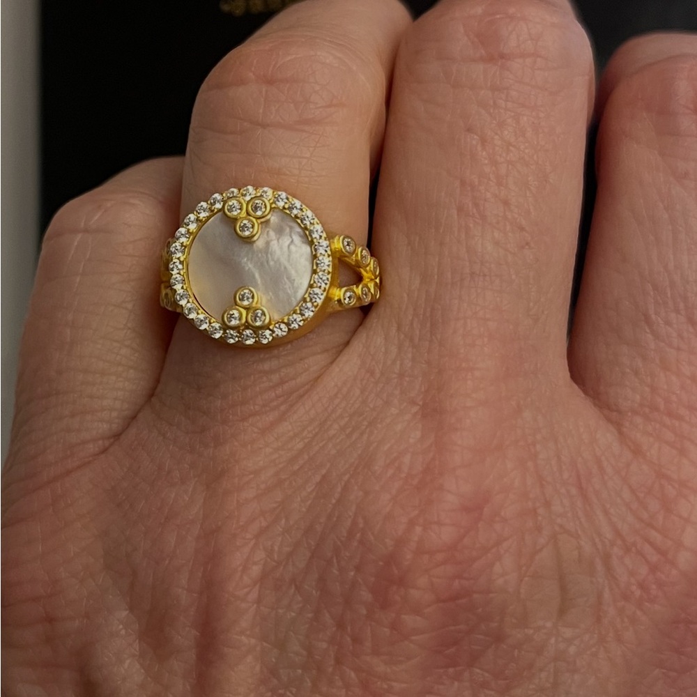 Freida Rothman Icon Halo Mother of Pearl Ring with Crystal Halo size 6